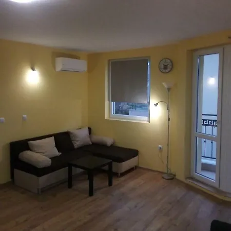 Tvarditza Apartament Burgas City