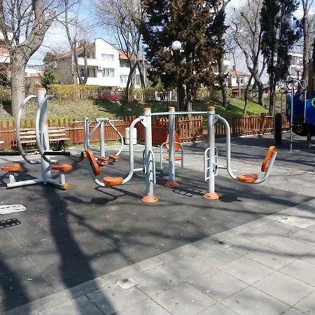 Tvarditza Apartament Burgas City